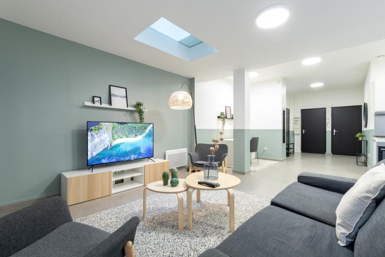 Lille Center - 4 Bedroom Duplex Apartment! Exterior foto